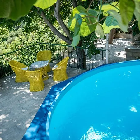 Holiday House Perica *