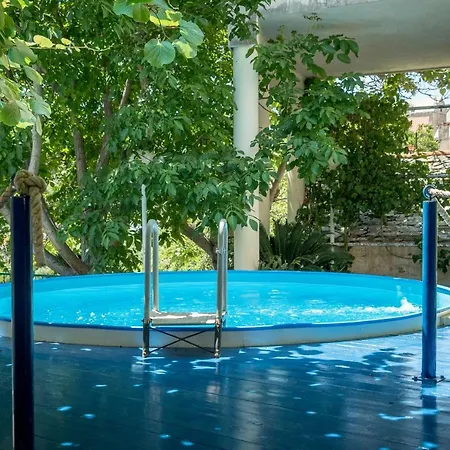 Holiday House Perica