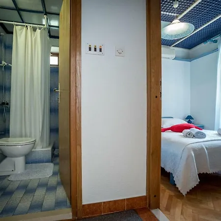Holiday House Perica